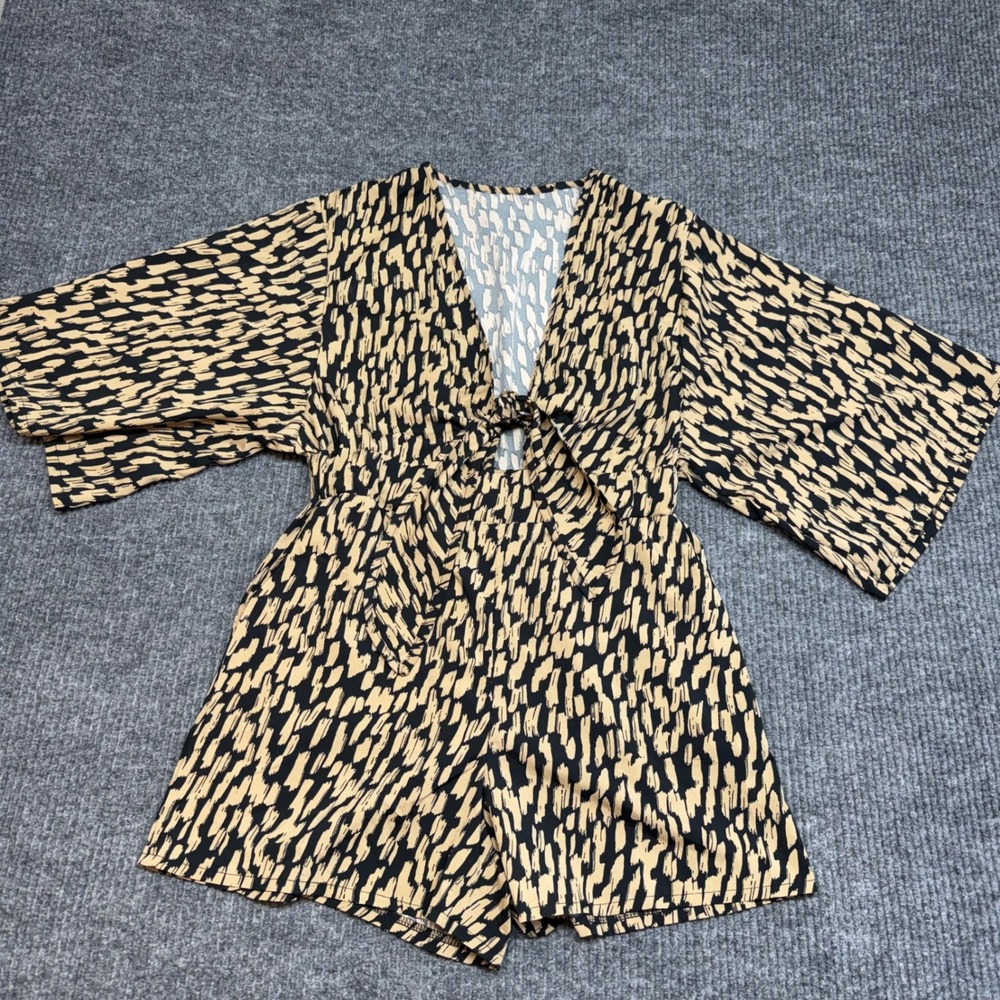 Women's Leopard Like Print Romper Gold Black Deep V Tie Front Pockets‎ Medium